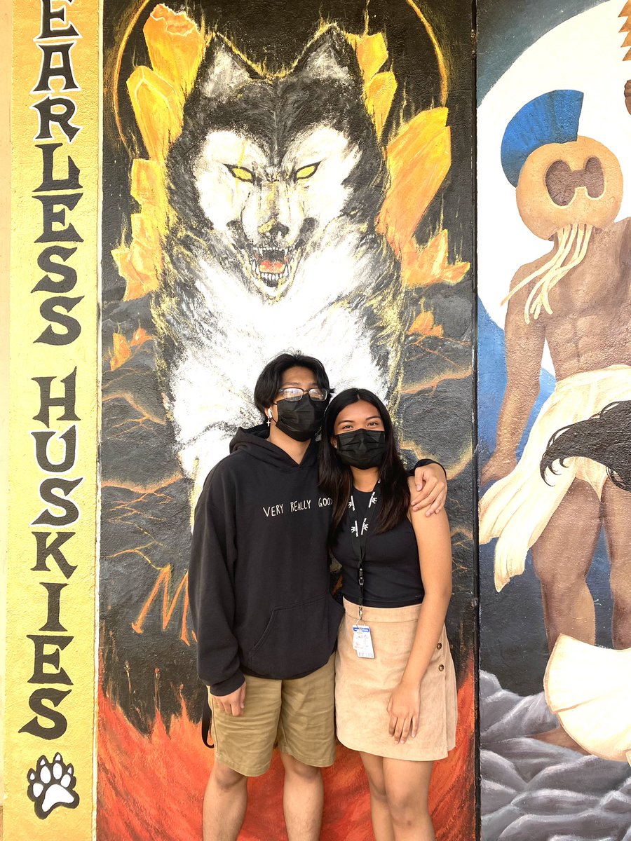 janellemaex's tweet photo. he rejected me in my freshman year, i rejected him in my sophomore year, and finally time was in our favor this year haha, here’s to my favorite husky!! 🥺 @Nawten https://t.co/1CrtLMbm3i
