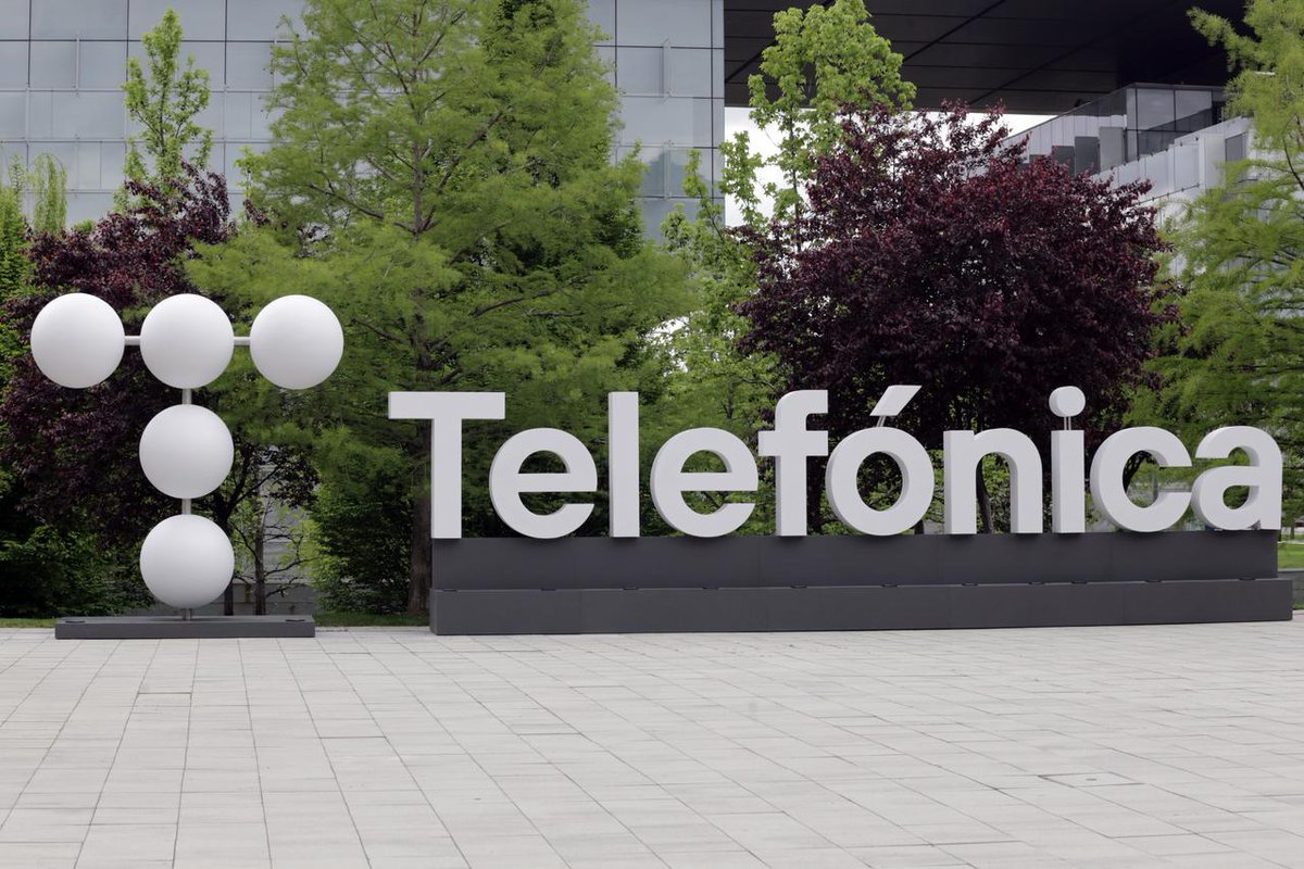 #ResultadosTelefónica ❗️

Telefónica aumenta los ingresos en todos sus mercados y gana 706 millones de euros hasta marzo 

ℹ️ telefonica.com/es/sala-comuni…