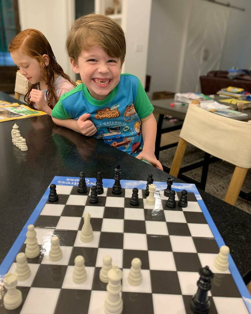 matt_laubhan's tweet photo. Over dinner break… #SuperLeo finally beat me at chess. Needless to say, we were both proud ♟❤️#nnbbl @emilyontv https://t.co/YFlKw5YHyP https://t.co/Axa6odZ2uU