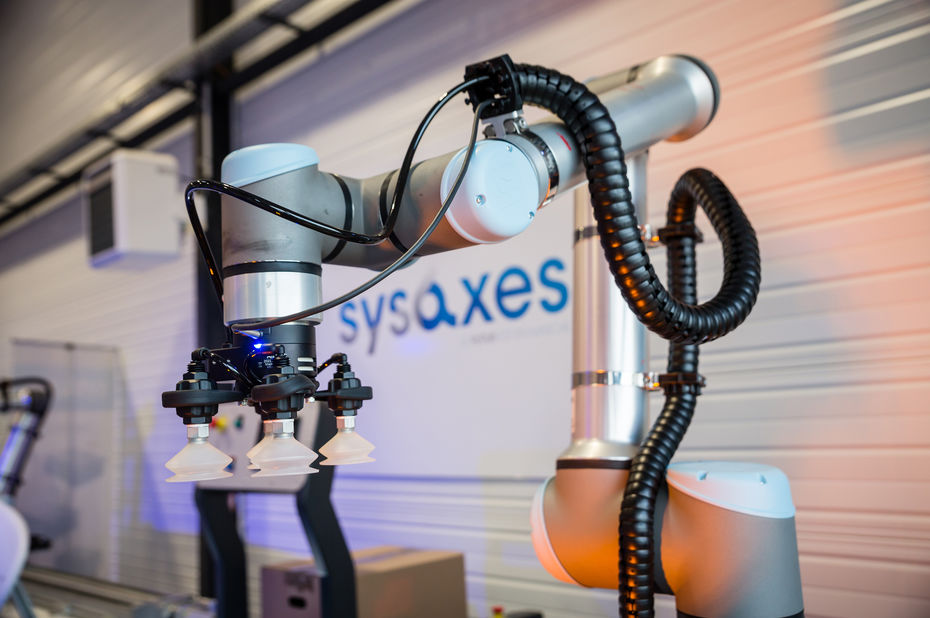 pierrecappelli's tweet photo. #Sysaxes veut démocratiser les #cobots auprès des #PME
#robots #TransfoNum #tech @LUsineDigitale
https://t.co/mV17770r1q https://t.co/Qki4lvPeJL