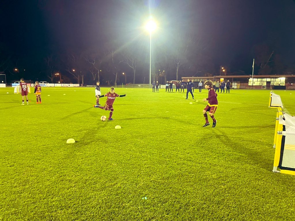 Thank you <a href="/Altona_CitySC/">Altona City Soccer Club</a> for the warm welcome &amp; hospitality last night 🤝
Fantastic to run another coaching workshop though our <a href="/gomvfc/">Melbourne Victory</a> Club Victory Program, this time at <a href="/jasondavidson29/">Jason A Davidson</a>’s grassroots club. 
Top engagement from coaches &amp; players 👏