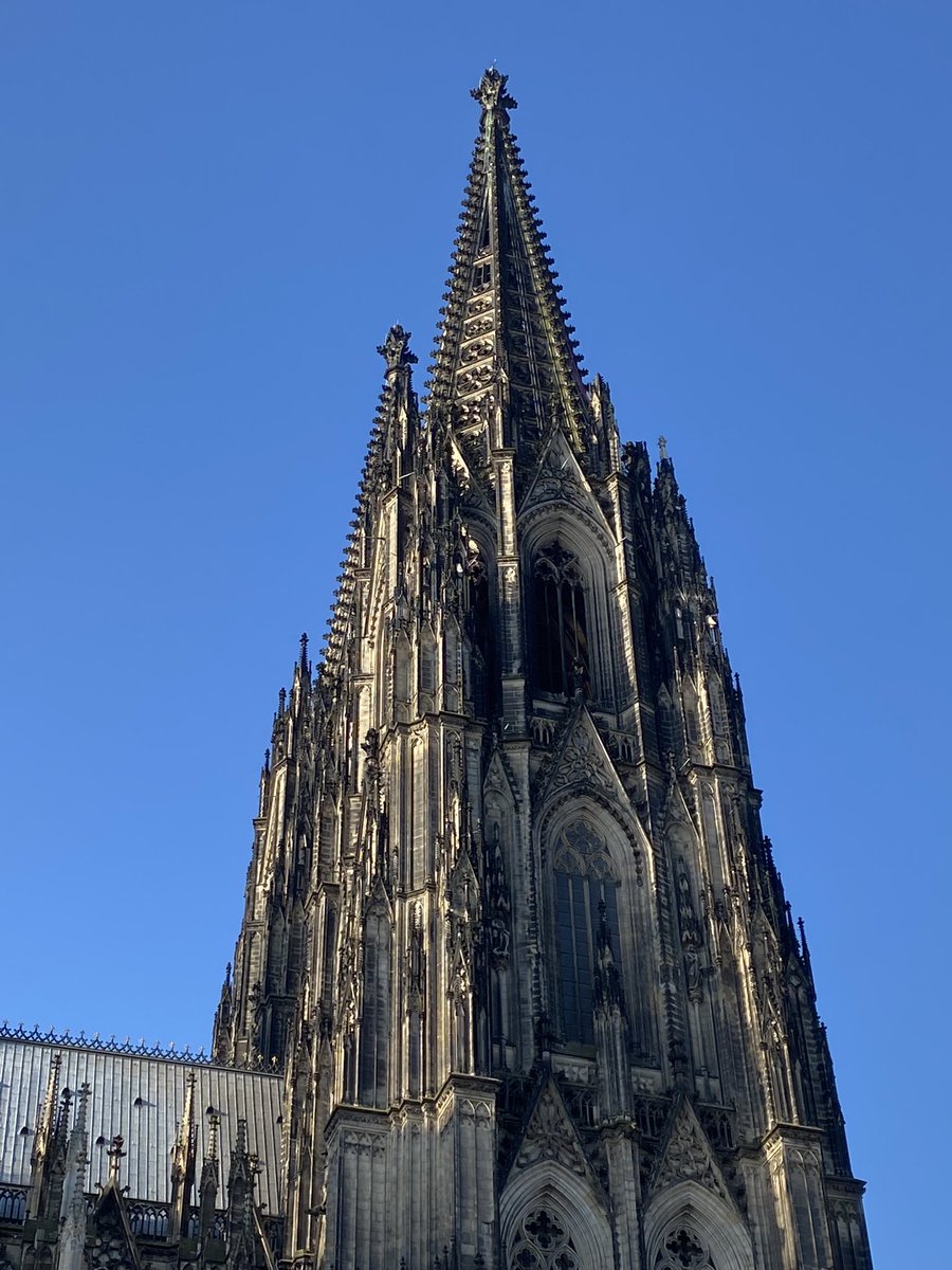 mu3hl3's tweet image. Heading for #RCADIABATTLEGROUNDS … unter Berücksichtigung der üblichen Verspätungen bin ich zuversichtlich es heute noch von #koeln nach #hamburg zu schaffen 🤦🏼‍♂️