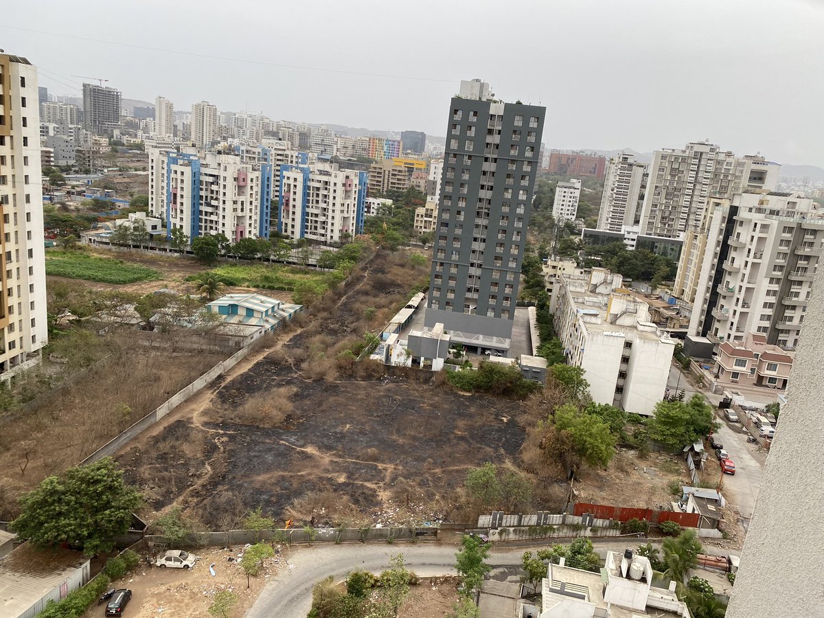 Solution to garbage in balewadi??? 
Burn it. This is the story of every open plot in balewadi area.
Location- opposite paritosh building, balewadi 
#stopgarbageburning 
@PMCPune 
@mpcb_official