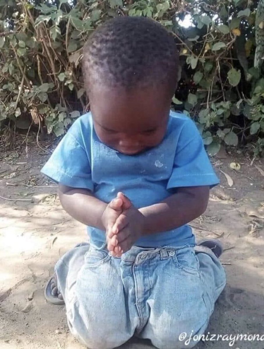 _antonio256's tweet photo. Normalize praying https://t.co/bE2ZyawZun