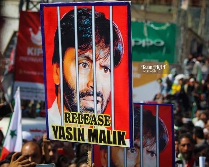 SardarNomanAfz1's tweet photo. Every person who support right of Self Detmination of people of Jammu Kashmir must stand with yasin Malik 
#FreeYasinMalik 
#ReleaseYasinMalik https://t.co/d3OzBfZ96Q