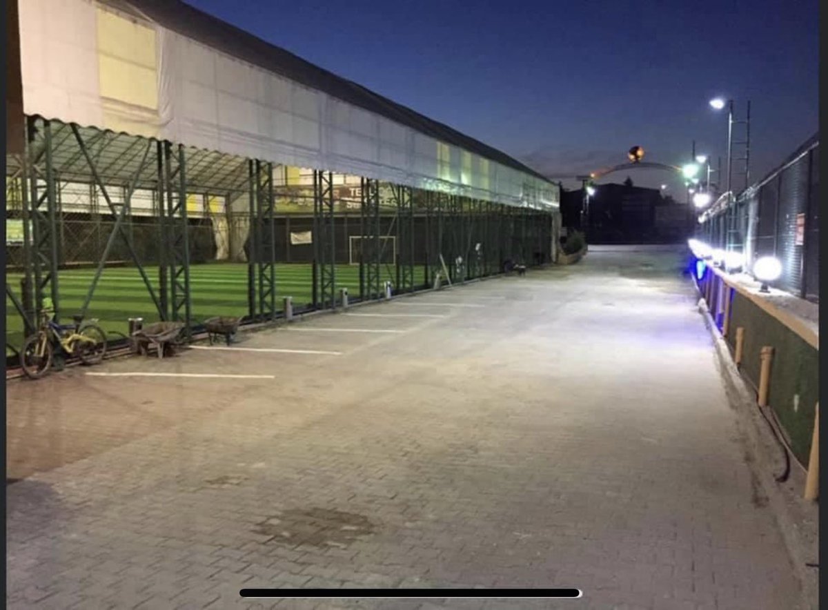 TelliogluSaha's tweet photo. Günaydınlar ☀️ 

⚽️🥅⚽️ https://t.co/NFRyCYdybS