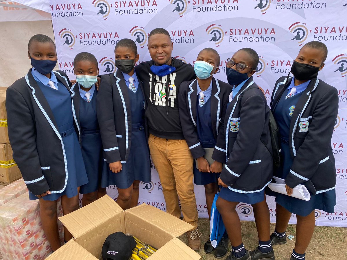 Tagg_Worldwide's tweet photo. This is a once in a while opportunity that can’t be missed out on. #NationalCareerExpo2022 is starting today from 9am at Engcobo Village Sports Ground. #Education https://t.co/VrK1GTEsG7