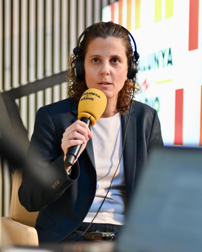 maticatradio's tweet photo. 🔴 Falten 24.000 infermeres a Catalunya. Paola Galbany [@GalbanyPaola], presidenta del Col·legi Oficial d'Infermeria de Barcelona [@COIBarcelona]: "La pandèmia ho ha agreujat tot, hem fet un esforç sobrehumà" https://t.co/Exc6IXExMi https://t.co/sZRnDsZoun
