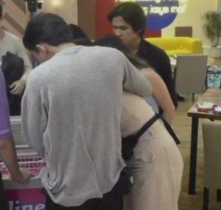 tifflukefiles's tweet photo. @serie_speaks ETO PA SIGE MAGALIT KA LANG DIYAN HAHAHAHAHAHAHA https://t.co/zietkhWDAb