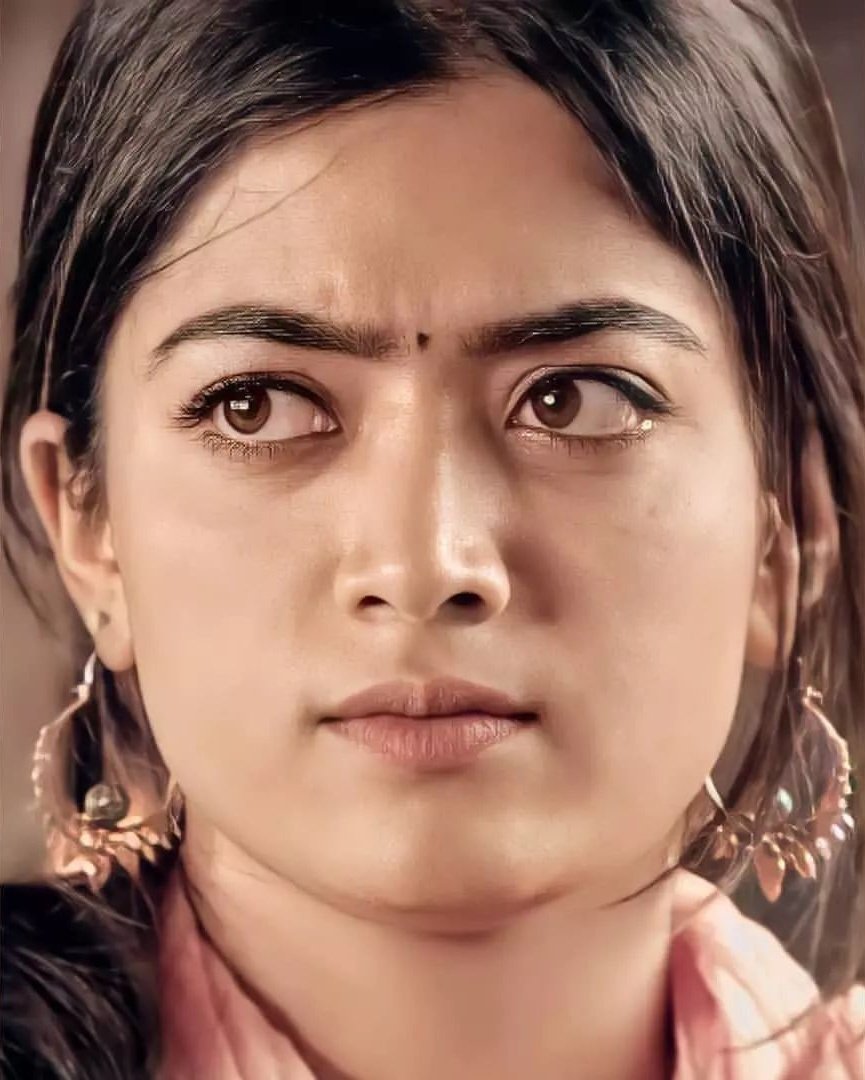 RMKFC's tweet photo. you are the reason for my smiles. I love you @iamRashmika ❤️ #RashmikaMandanna https://t.co/fSkMxrgi9l