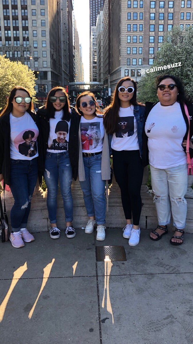 callmesuzz's tweet photo. Happy 3 Years, to the Love Yourself: Speak Yourself Tour! Time really flies when youโre with the best ๐ @BTS_twt #LoveYourselfSpeakYourself #BTS #BTSxChicago #BTSARMY https://t.co/pjeVfOEZQt