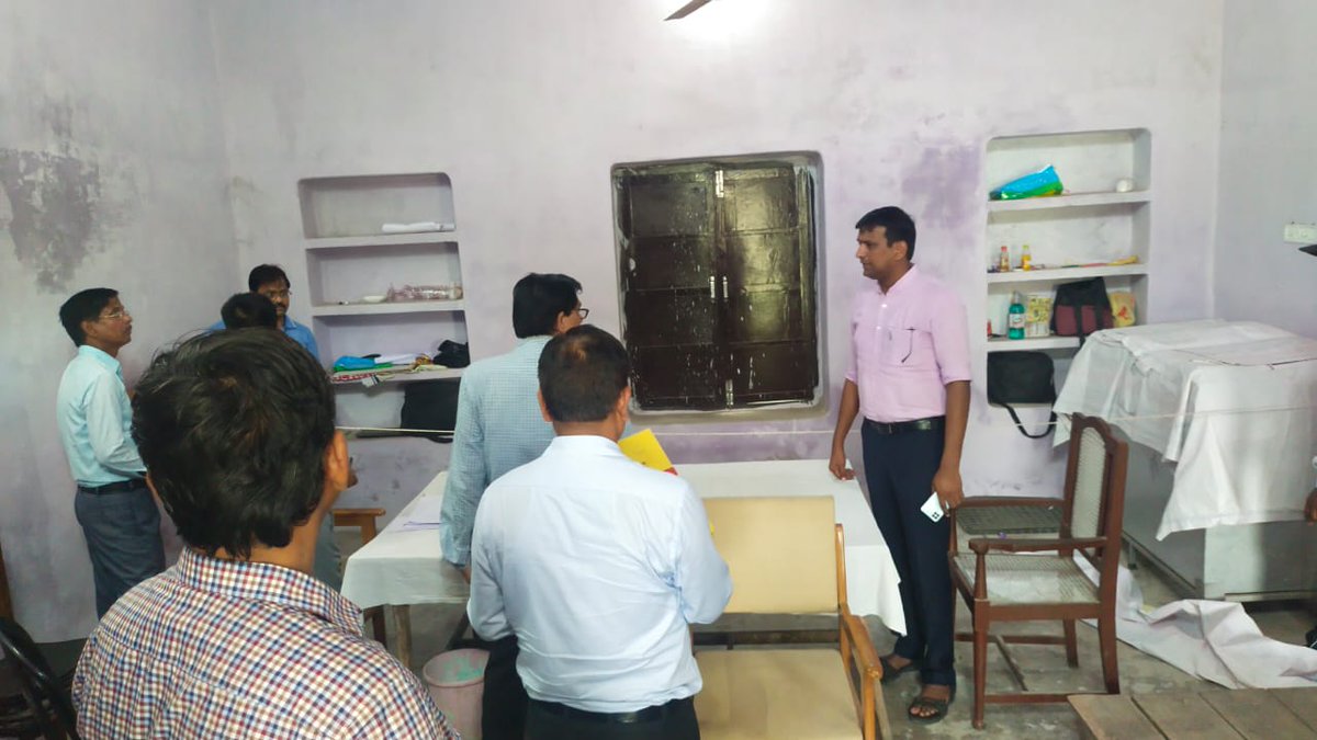 AdmAyodhya's tweet photo. Central school ko masaudha block mein shuru karane ke sambandh mein inspection kiya gaya https://t.co/jVZlOCHnHy