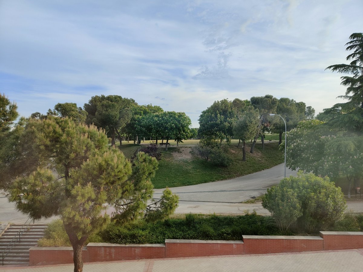 Con lo bonito q está el parque de #hortaleza después de dos años sin fiestas da un miedo q lo destrocen de nuevo <a href="/HortalezaPV/">Hortaleza Periódico</a> <a href="/JMDHortaleza/">Distrito de Hortaleza</a>