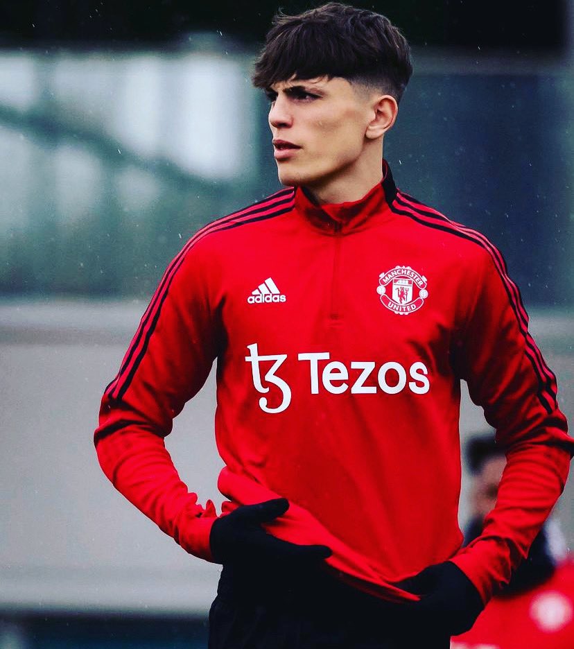 Garnacho_7's tweet photo. Welcome to an all Mohammed Kudus fan account. Here you’ll see @agarnacho7 stats and latest news.🇦🇷 https://t.co/kjYmF6E65M