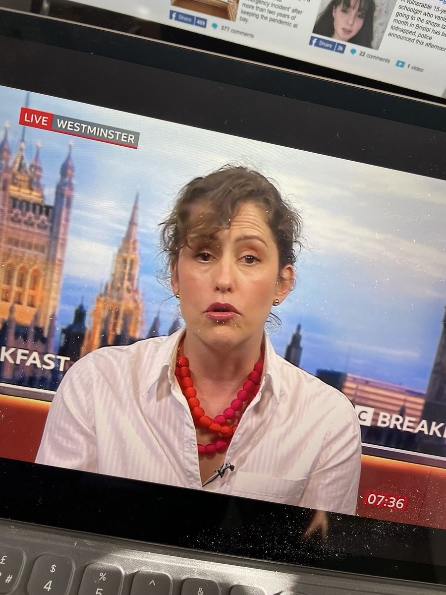 JayJacko's tweet photo. #bbcbreakfast interviewing #victoriaatkin and like a typical #Tory skirting around this questions. Maybe it’s because she’s up really early and didn’t have time to do her hair? It this a prerequisite for being on #BoJo cabinet? #ToryShambles #ToryCostOfLivingCrisis #ToryLies https://t.co/3jB0v9XWf0