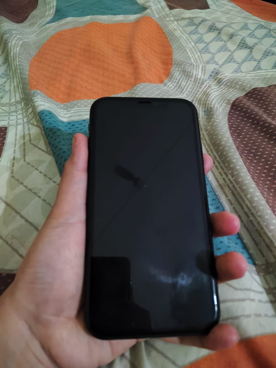 For sale ip xr 64gb second mulus lus gak ada minus garansi masih aktif sampai 30 juni 2022.. harga 5,250
Minta langsung chat me ya.. ibox