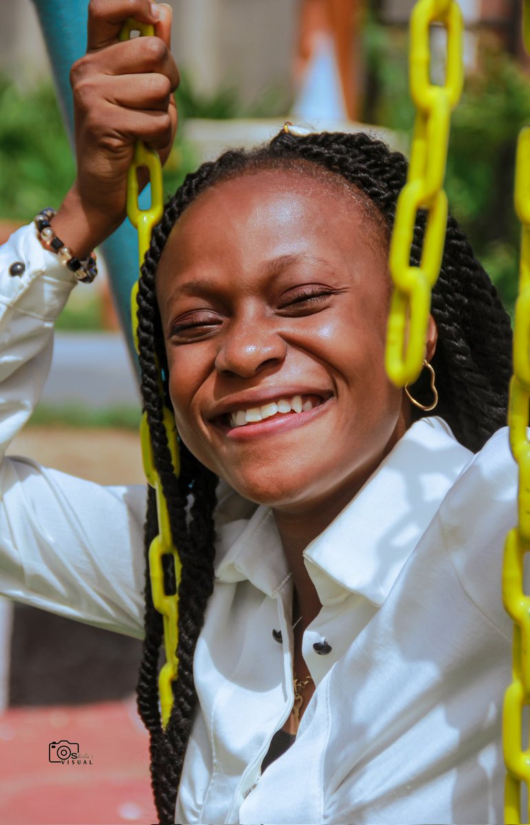Sholas_visual's tweet photo. Happy Birthday @Ishola Victoria 
Have a great year filled with God's faithfulness ☺
📷° @Sholas_visual 
Edited @Lightroom https://t.co/1cOCsujIAl