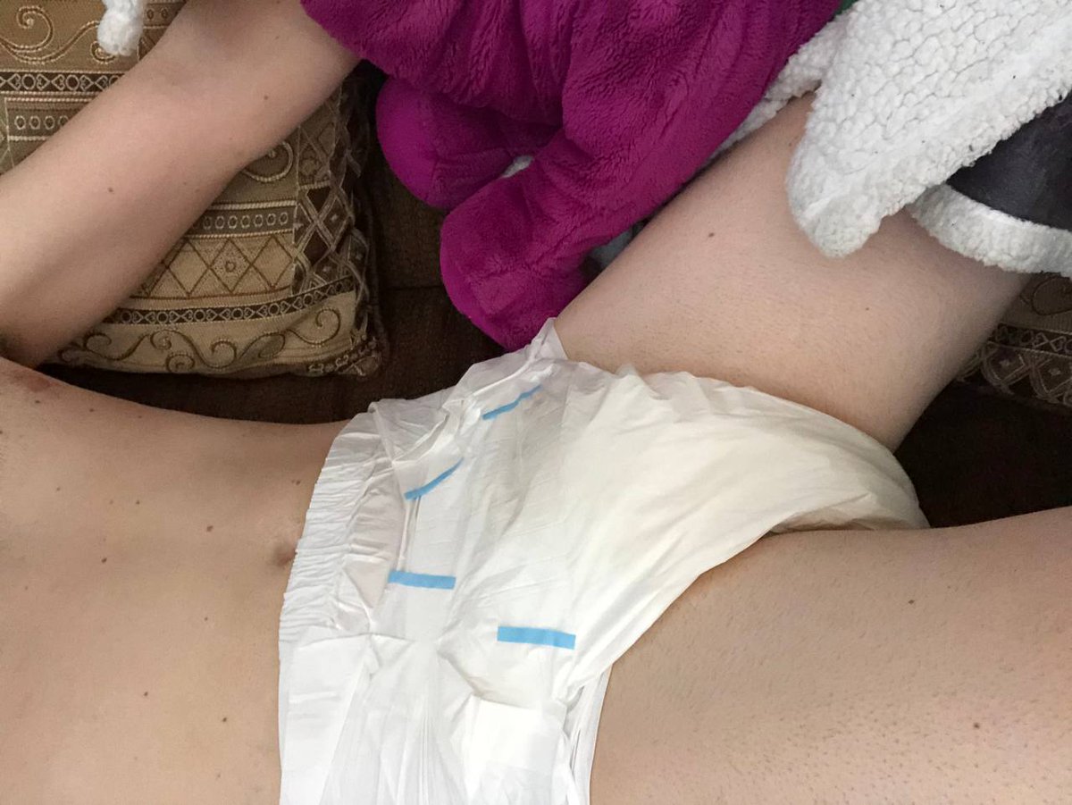 ExposeDiezel's tweet photo. Havnt posted in a bit but more cute pictures of diezels diapers https://t.co/X6jGH46vap