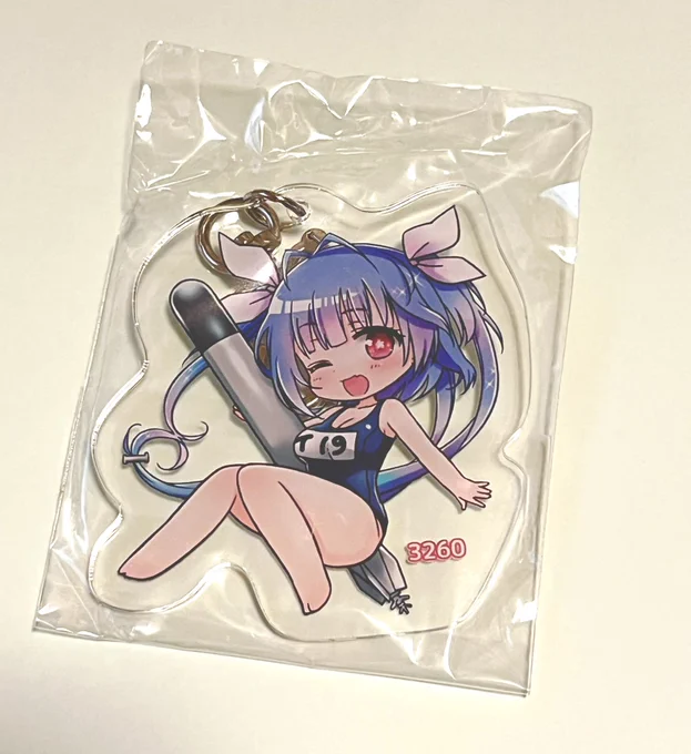 伊19ちゃんアクキー、神戸かわさきに持っていくんですけども我ながら可愛いと思うので新刊・既刊と合わせてぜひとも 