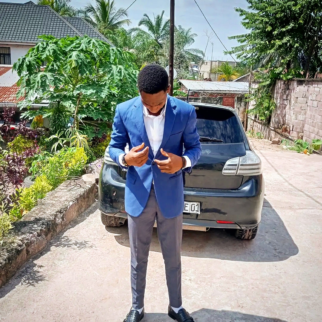 sublime_mulumba's tweet photo. La maturité spirituelle est preuve de porté les fruits de l'esprit en soit et en marchant par l'esprit de Dieu 🔥❤️ https://t.co/uJrvhY7MwP