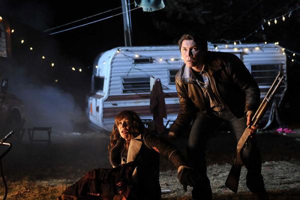 AngusKohm's tweet photo. Carny (2009) by #SheldonWilson
w/ #LouDiamondPhillips #ACPeterson #VlastaVrana #SimoneÉliseGirard
A devilish creature escapes from a carnival to wreak havoc on a small town.
“Step Right Up ... And Die.”
#Horror #SciFi #Monster https://t.co/8uHsTXdmbv