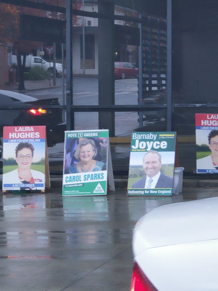 debimoa's tweet photo. How lucky am I to get to vote for Barnaby!! .... And .... How lucky am I could choose to put him as NUMBER 8 🤣🤣🤣🤣 #AlboForPM #gocarol #golaura
#votingdone https://t.co/fMTBv5d3w4