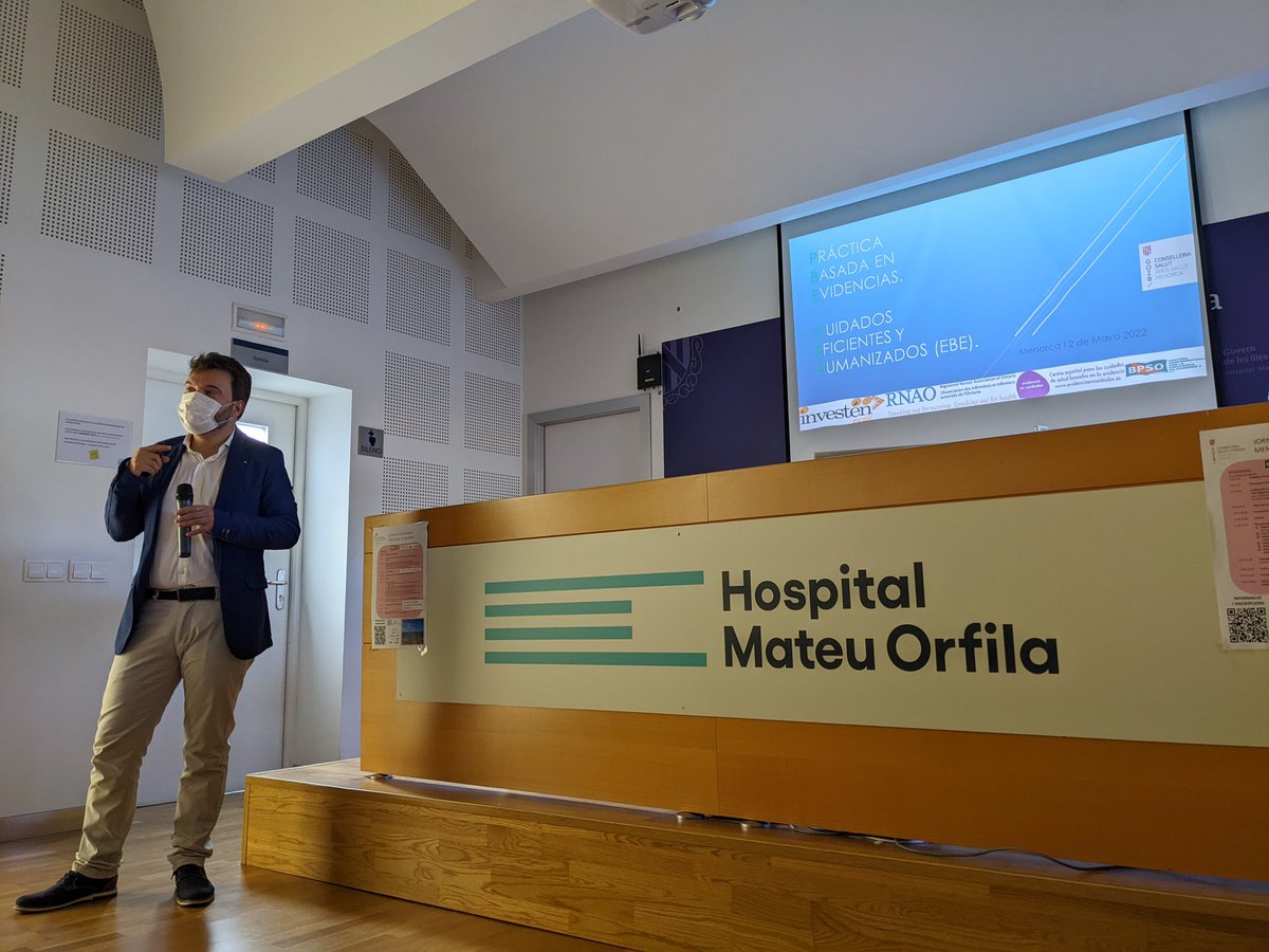 BPSOmenorcaIB's tweet photo. Empezamos con nuestro ponente Juan Miguel Martínez! 
#evidenciaencuidados #enfermeria
#bpso https://t.co/PlteKVkXdZ