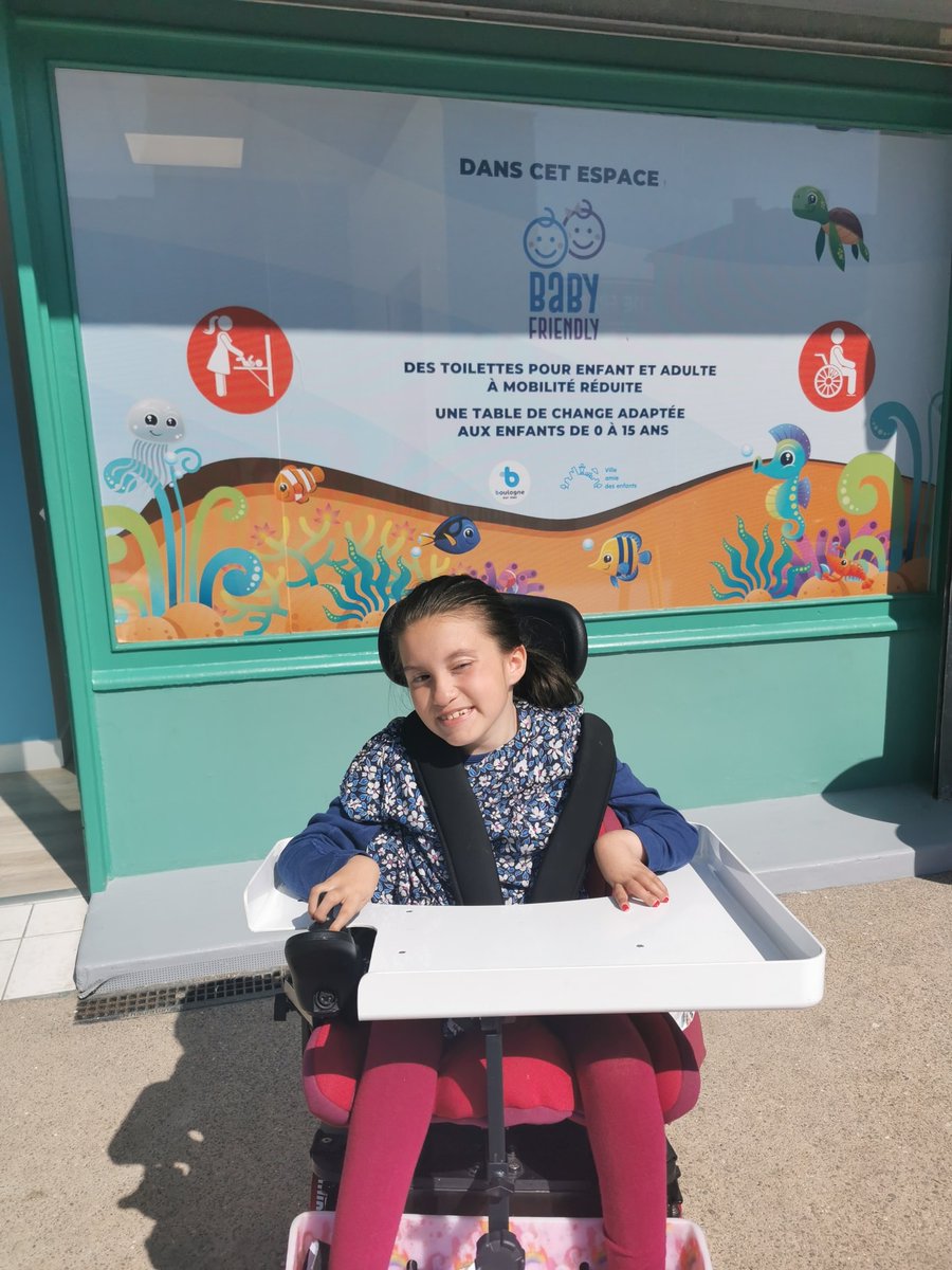 handiroom's tweet photo. Grâce au combat de la maman de #Ginauneprincesseexceptionnelle ! Encore une nouvelle salle équipée d'une table de change et accessible pour tous en ville !🚾♿️
Bravo @Ville_Boulogne , @hautsdefrance et @helenewasselin d'avoir soutenu ce projet ! 👏 #salledechange @APF59_62 https://t.co/eDwHbzRMuf