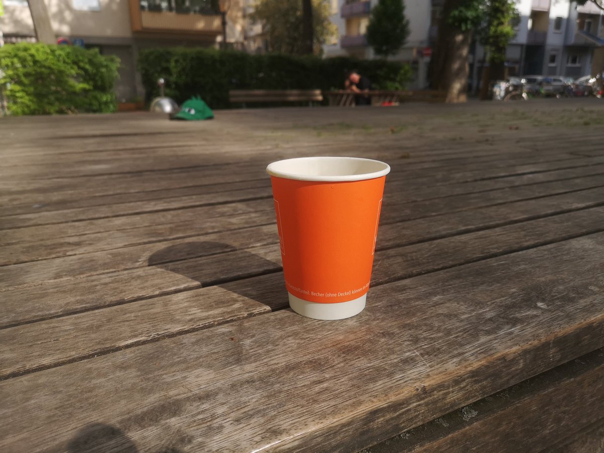 erik_donner's tweet photo. Sitze mit Kinderwagen und Kaffee am Gartenfeldplatz. Fühle mich hip.
#Mainz #MainzNeustadt #MainzerNeustadt https://t.co/FYBciMeSxw