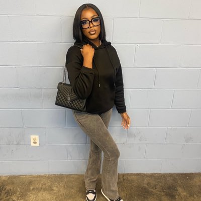 therealjnae's tweet photo. #NewProfilePic https://t.co/Fgdlz30kRd
