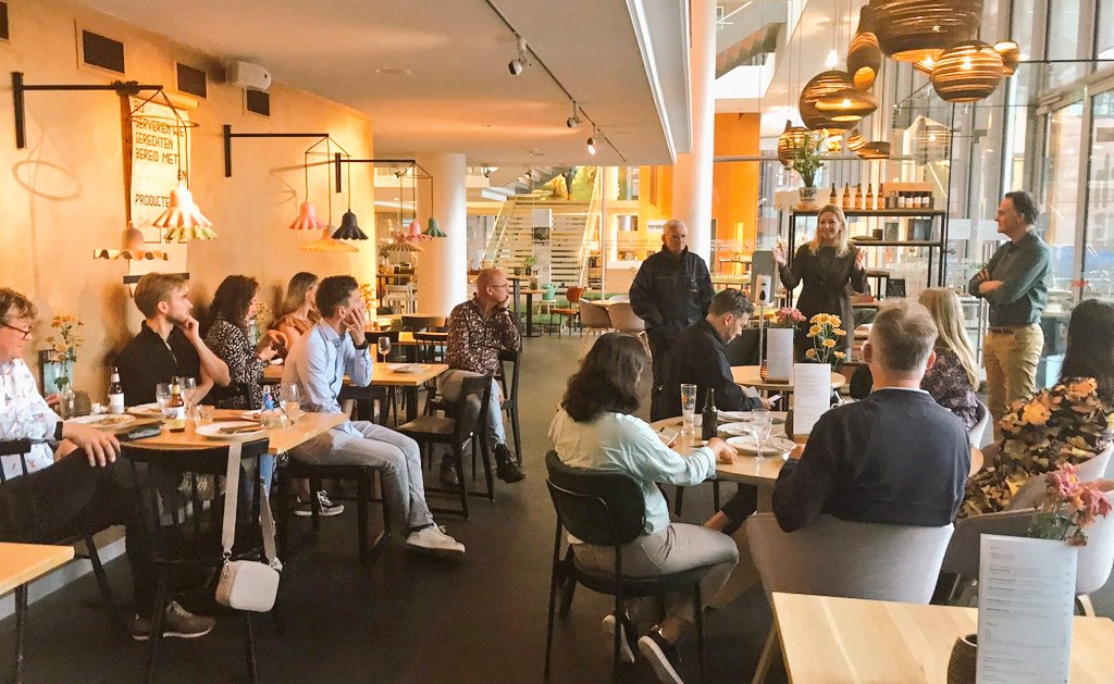 De ware betekenis van de naam #Leeuwarden; gisteravond vond de première plaats van een nieuw arrangement "In de luwte van de terpen", met #WilliamLord een mooi zijprogramma voor #Bosk vanuit #Conventionsinfriesland.