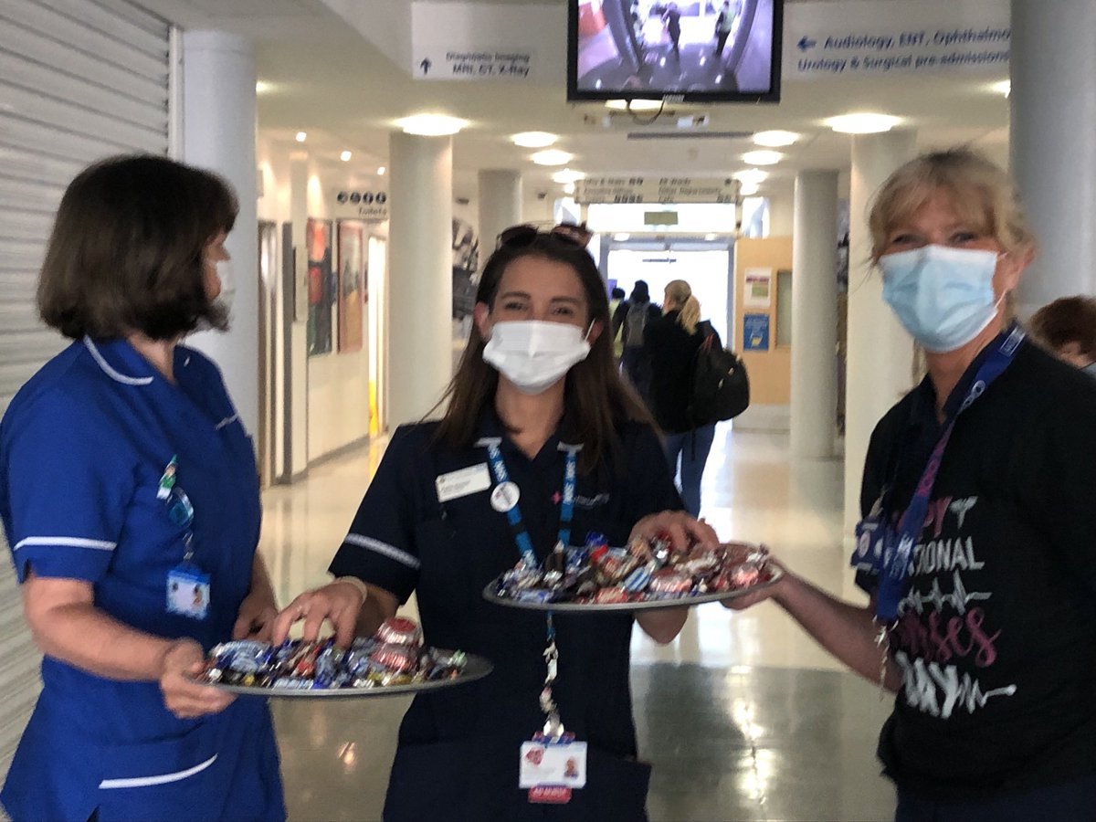 yvonne Goddard (@yvonnegoddard6) on Twitter photo Happy Nurses Day it was a pleasure to greet our Staff arriving and departing at Barnet Hospital today #BestOfNursing #NursesDay <a href="/theRCN/">The RCN</a> <a href="/RoyalFreeNHS/">Royal Free London</a> <a href="/bevthomas66/">Bev Thomas</a> <a href="/SusanTierney2/">Susan Tierney 💙</a> Happy Nurses Day it was a pleasure to greet our Staff arriving and departing at Barnet Hospital today #BestOfNursing #NursesDay <a href="/theRCN/">The RCN</a> <a href="/RoyalFreeNHS/">Royal Free London</a> <a href="/bevthomas66/">Bev Thomas</a> <a href="/SusanTierney2/">Susan Tierney 💙</a>