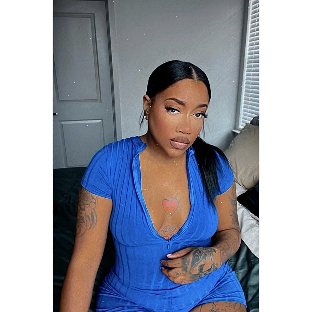 Tooriii____'s tweet photo. I love blue 💙 https://t.co/CR9ekJYfcT