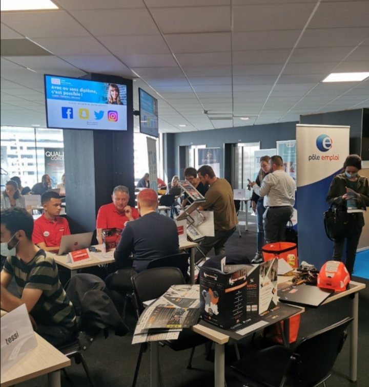 Salon jeune d'Avenir Hauts-de-France
Les entretiens ont démarré ! 📄

jeunesdavenirs.fr/salon/haut-de-…

@MustMebirouk <a href="/YMoumarine/">Yasmina Moumarine</a>
@aef

#jeunesdavenirs #1jeune1solution #emplois #insertion  #aef #apprentissage #formation #onestlapourvous #tousmobilises