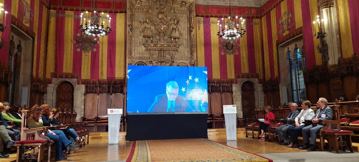 theSelfOfficial's tweet photo. The @EUROCITIES Social Affairs Forum kicked off yesterday with very inspiring presentations. Great to finally meet people working on social affairs around Europe in real life again. #SAFBcn2022 #inclusivecities4all https://t.co/oCDFT2VHNh