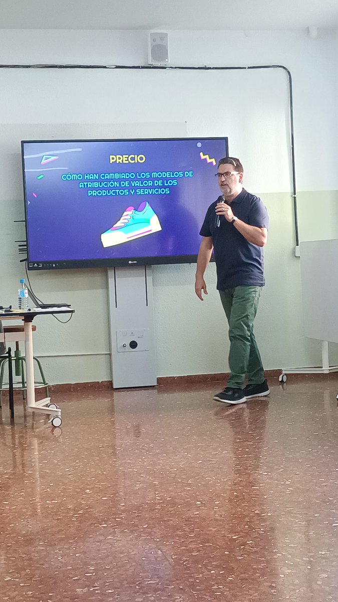 Continuamos con la P de precio🧐
<a href="/DaveEspadas/">🟣 David Espadas 🏍</a> #CyACartuja