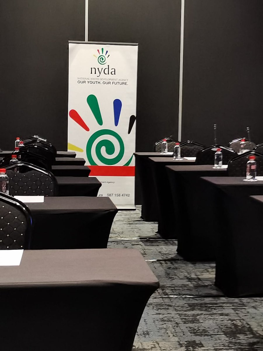 YouthCapitalSA's tweet photo. [THREAD]
Present @NYDARSA Integrated Youth Development Strategy Summit. Ready to hear the progress report on the implementation and progress the @NYDARSA  has made. #youthdevelopment #youthvoices https://t.co/w2OJKLCvI1
