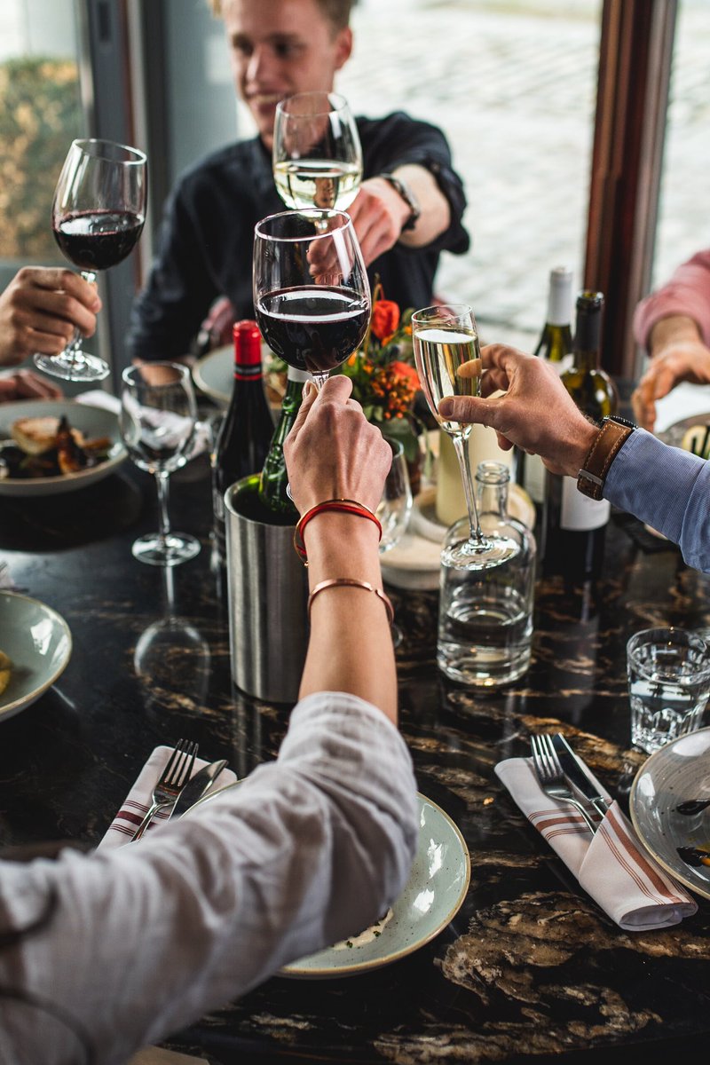 Happy Thursday! Only one day left for those catch ups 🎉 .
Photo was taken in Dublin in Charlotte Key during a full menu photoshoot. #thursdayvibes #foodphotography #louthchat #louthrestaurant