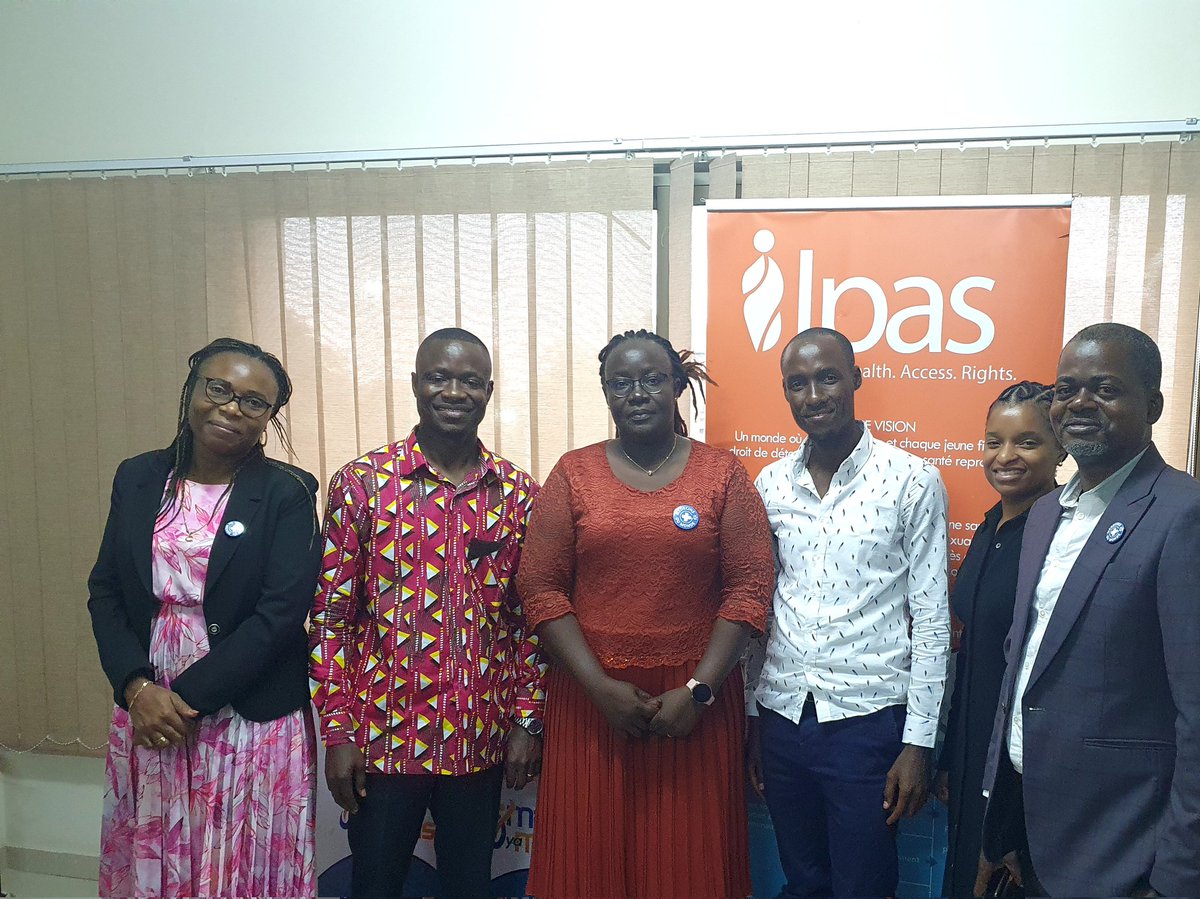 Thiomcy's tweet photo. Renforcer la dynamique partenariale, les capacités des acteurs nationaux: @MdM_France et les partenaires #ONGI dialoguent plus plus de synergies. la coordination et mutualisation des efforts entre #ONGI pour reussir ensemble. Merci #Abef, #IPAS, #MSI, #Pathfinder https://t.co/eoCJcZbQ55