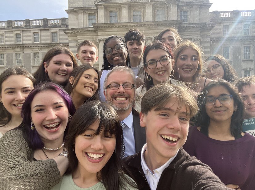 ComhairleNaNog1's tweet photo. Selfie time 📸 

End of an era with this brilliant bunch. Thanks Minister @rodericogorman for jumping in. But what a way to end a term - massive success this week with launch of the Youth Travel Card @TFIupdates offering a 50% reduction on public transport fares for 19-23 yr olds https://t.co/e7QwOkoeBm