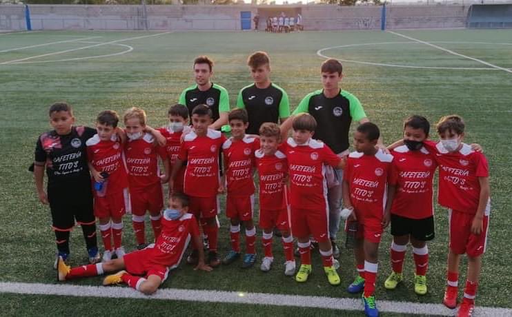 acdfatima's tweet photo. ¡Suerte #FATIMEROS este fin de semana!💪💪💪
👉Mención especial a nuestro #BenjamínA que se puede convertir el sábado en Campeón de Liga a falta de una jornada del final de campeonato.👏👏👏
#nuestrailusion https://t.co/325YGEB8cj