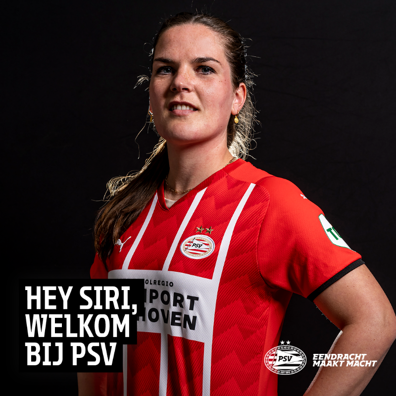 PSV's tweet photo. ‘Hey Siri, wie is de nieuwe verdediger van PSV Vrouwen?' 📱

#HeySiri
