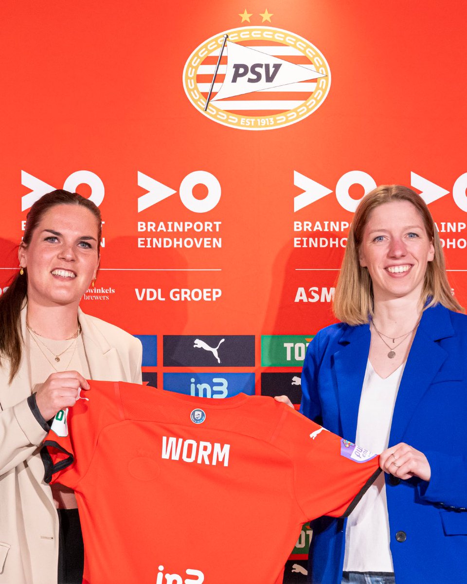 After England and Germany, it’s time to go back to the Netherlands ✍🏼 Best of luck at PSV, <a href="/Siriworm/">Siri Worm</a> 🔴⚪️

(📸: PSV Media)
