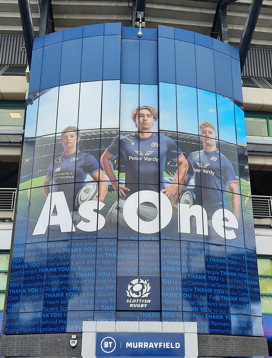 Just arrived at the <a href="/HrNETWORKNews/">Hr NETWORK Magazine</a>  conference...very 3xcitrd!