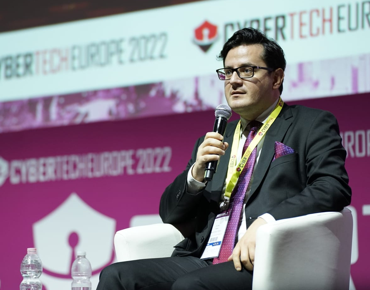 Cybertech_Globl's tweet photo. #CybertechEU 2022 - A LOOK BACK IN PICTURES.
On the first day, we held a panel on #AI in the #Cyberspace Track with Moderator Prof. Elisabetta Zuanelli, Hon. Mattia Fantinati, Eugenio Santagata, Dr. Emir Kremic PhD, Lorenzo Mazzei, Marco Rottigni.
#datasecurity @Leonardo_live https://t.co/PMe0PqppAY