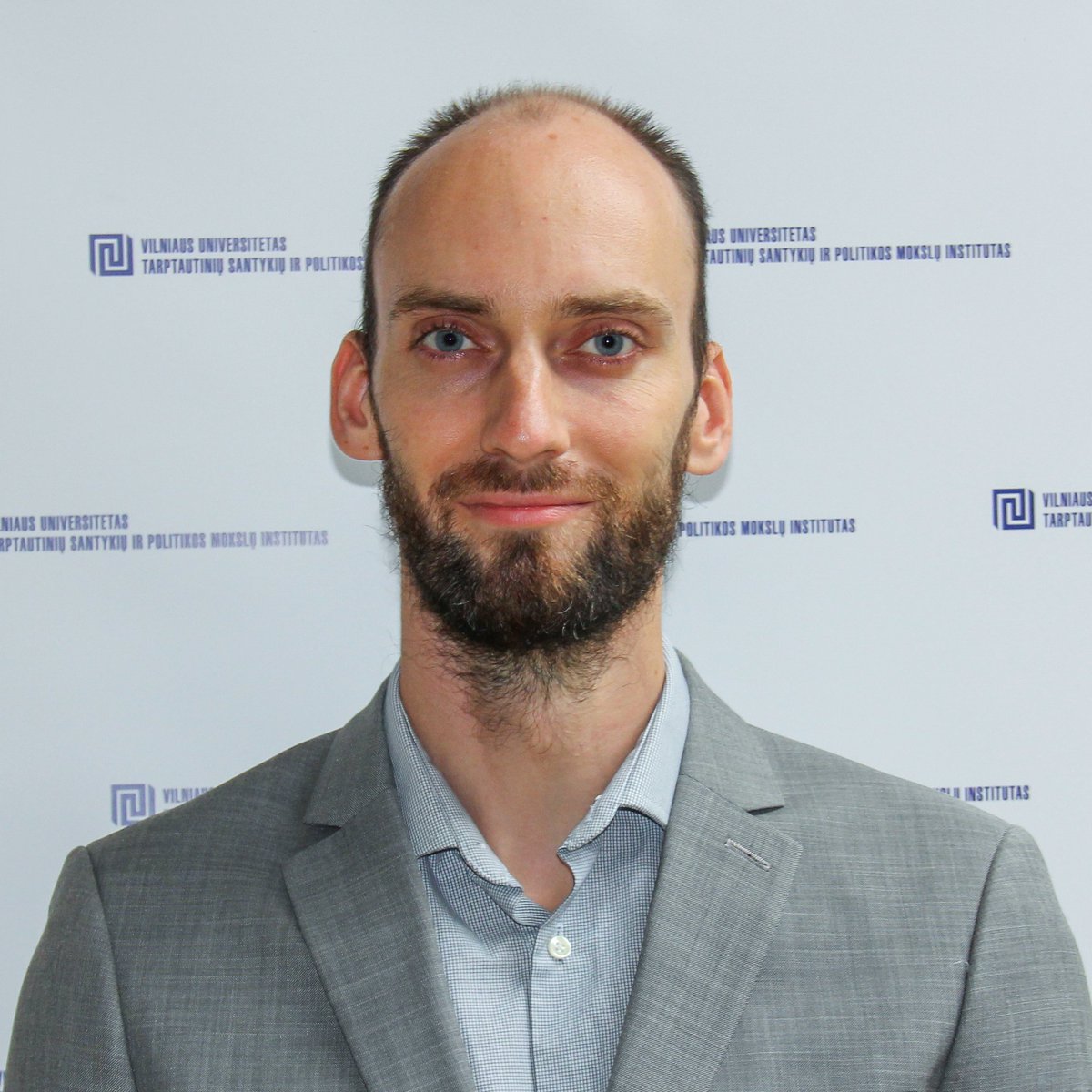 LT_elections's tweet photo. Our colleague @VainiusBartas (@TSPMI) explains varying #citizenship policies in #CEE in his latest article in @cpcs_journal!

Read here:👉https://t.co/uHzo5Zs1D7 [EN] https://t.co/LM9o9dsfda