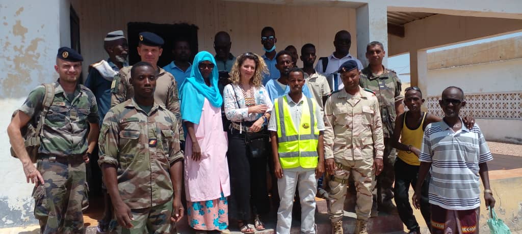 umr5608_traces's tweet photo. Une mission préparatoire a eu lieu pour lister les travaux à réaliser dans le cadre d’une action conjointe du ministère de la Santé de Djibouti, des @FFDJ_Officiel, du @5riaom et de la Caravane de Développement du #Gobaad (https://t.co/sZNnGimPv1) https://t.co/1AHt7gTJwZ