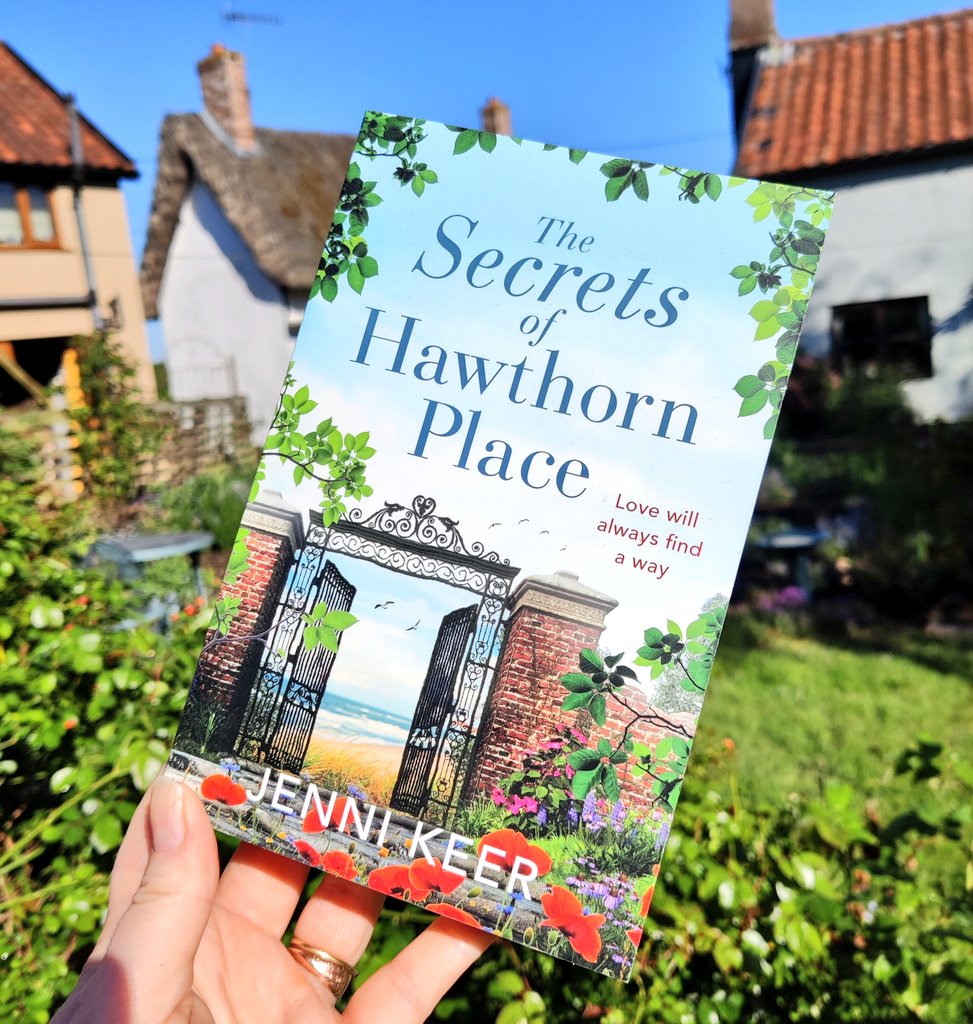 JenniKeer's tweet photo. 🪴🌷🪴 GIVEAWAY! 🪴🌷🪴
So lucky to live in beautiful #Suffolk and sharing the love this sunny morning...
🌷🪴🌷
Win signed copy of #HawthornPlace Winner chosen Sun 15 May, 9pm GMT
Just retweet and follow!
(UK ONLY)
🌷🪴🌷
Details of book here https://t.co/3O61xDuyur https://t.co/W34KtVYVRO
