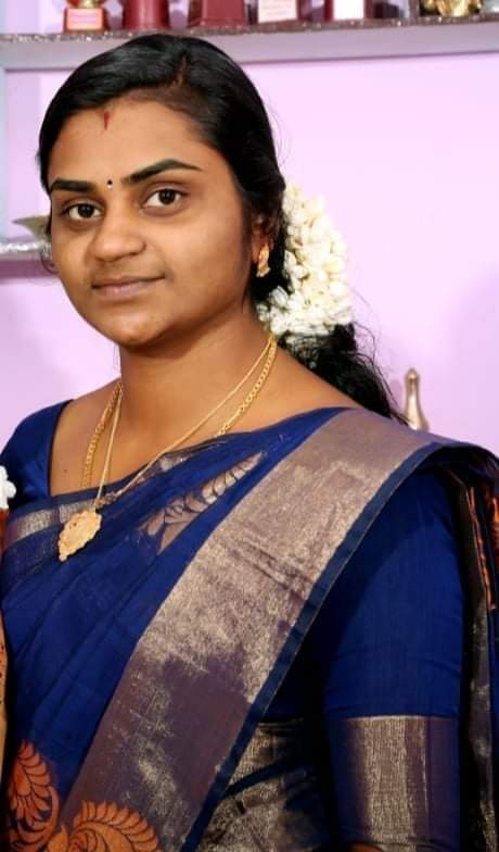 IsraelinIndia's tweet photo. Today, we remember Ms Soumya Santosh, an #Indian caregiver who was killed in the #HamasTerrorist rocket strike in #Israel, on this day last year. May her memory always be a blessing.🙏

#Terrorism is a global issue and such undiscriminating attacks must be condemned and stopped! https://t.co/D2QyB3kVTN