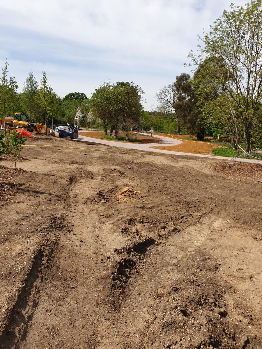 KLGUK's tweet photo. We have been very busy with landscaping at our North London project. Over 9,000 plants have been added to this space along with 17000 square metres of Cedec Path has been laid. 
#KLG #northlondon #greenspace #landscaping #cedec #path #plants #pond #london #thankyou #project https://t.co/esisfkGxFA